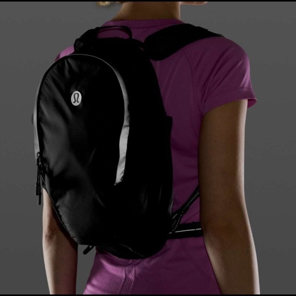 Lululemon Fast and Free Backpack 13L Spectra - Picture 1 of 11